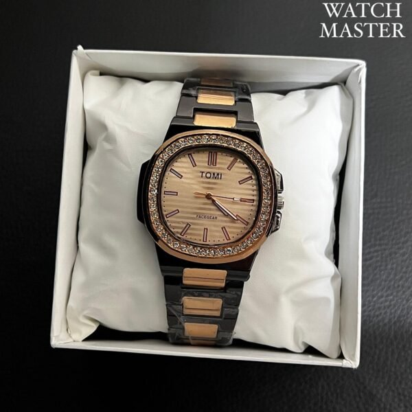 8.Tomi Hilfliger Copy