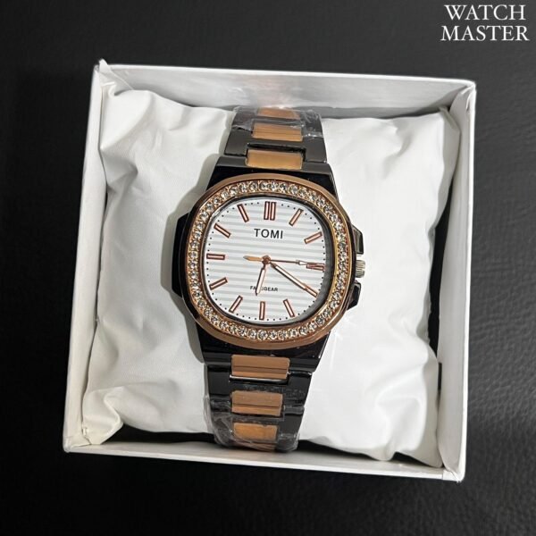 8.Tomi Hilfliger Copy