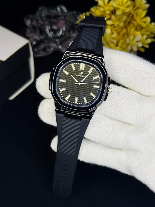 12.Universal Point Octavia